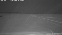 Pojezdová dráha, Runway