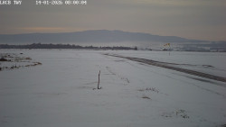 Pojezdová dráha, Runway