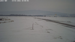 Pojezdová dráha, Runway