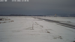 Pojezdová dráha, Runway