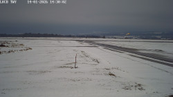 Pojezdová dráha, Runway