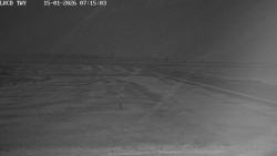 Pojezdová dráha, Runway