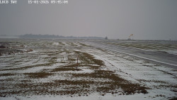Pojezdová dráha, Runway