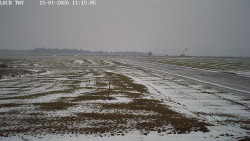 Pojezdová dráha, Runway