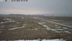 Pojezdová dráha, Runway