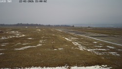 Pojezdová dráha, Runway