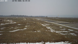 Pojezdová dráha, Runway