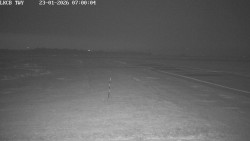 Pojezdová dráha, Runway