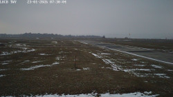 Pojezdová dráha, Runway