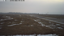 Pojezdová dráha, Runway