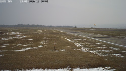 Pojezdová dráha, Runway