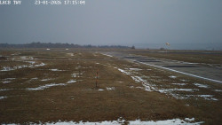 Pojezdová dráha, Runway