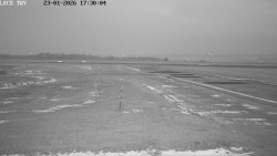 Pojezdová dráha, Runway