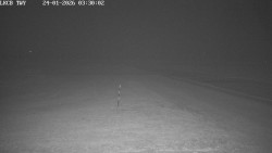 Pojezdová dráha, Runway