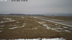 Pojezdová dráha, Runway