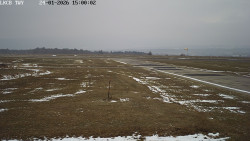 Pojezdová dráha, Runway