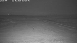 Pojezdová dráha, Runway