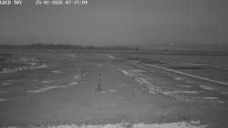 Pojezdová dráha, Runway