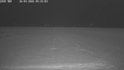 Pojezdová dráha, Runway