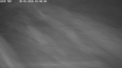 Pojezdová dráha, Runway