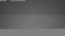 Pojezdová dráha, Runway