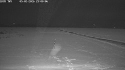 Pojezdová dráha, Runway