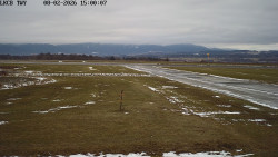 Pojezdová dráha, Runway