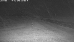 Pojezdová dráha, Runway