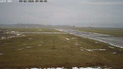 Pojezdová dráha, Runway