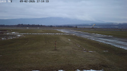 Pojezdová dráha, Runway