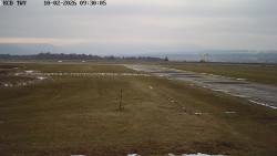 Pojezdová dráha, Runway