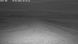 Pojezdová dráha, Runway