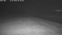 Pojezdová dráha, Runway