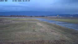 Pojezdová dráha, Runway