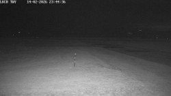 Pojezdová dráha, Runway