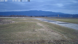 Pojezdová dráha, Runway