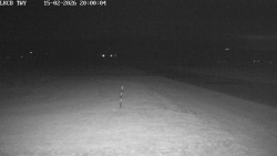 Pojezdová dráha, Runway