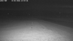 Pojezdová dráha, Runway