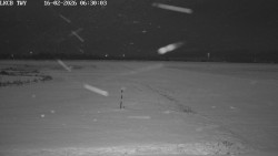 Pojezdová dráha, Runway