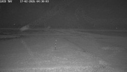 Pojezdová dráha, Runway