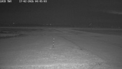 Pojezdová dráha, Runway