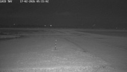 Pojezdová dráha, Runway