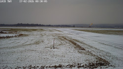 Pojezdová dráha, Runway