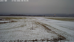 Pojezdová dráha, Runway