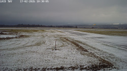 Pojezdová dráha, Runway