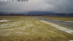 Pojezdová dráha, Runway