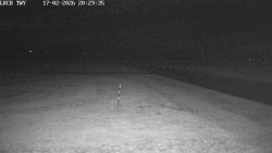 Pojezdová dráha, Runway