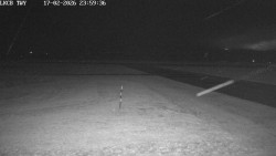 Pojezdová dráha, Runway