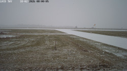 Pojezdová dráha, Runway