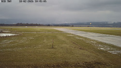 Pojezdová dráha, Runway